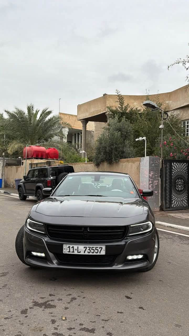 جارجر 22مكفول من صبغ بيها مكان بارد بل جاملغ والبنيد قليل حادثها خشم الجاملغ وخشم البنيد وحلوة جديده ونضيفه تخم تاير حداده تبريد كله جديد تحويل ثاني يوم بسمي شوفة العين احلى واجدد السعر220وبيها مجال لطيبين ***********واتساب

