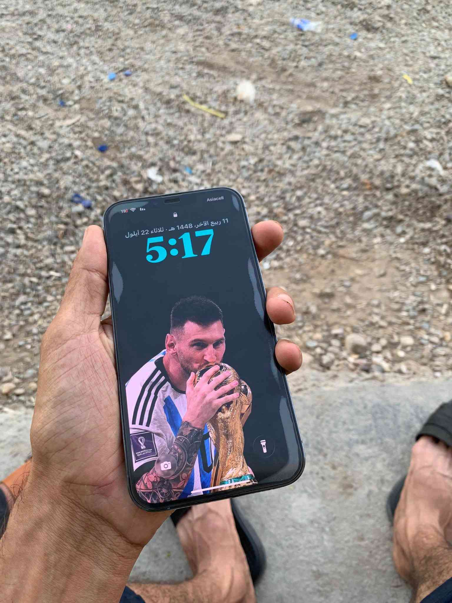 ايفون ١٣ ابرو ماكس وتر الجهاز مال بيت ما مفتوح نضافه ٩٩ كارتون وعراض الأصلي ويا شرق اوسط 256 بطاريه ٧٦ مكان ديالى منصوريه الجبل سعر ٨٠٠ وبي مجال قليل ***********

نص مكتوب في الصور:
- 19 5:18 حول الاسم طهاوي إصدار iOS 26.6.2 اسم الطراز iPhone 13 Pro Max رقم الطراز MLJD3AH/A الرقم التسلسلي GX2Y392YK2 انتهت صلاحية التغطية سجل تاريخ القطع والخدمة الأغاني 0 الفيديوهات 2,509 الصور 4,484 التطبيقات 35 السعة 256 غ.ب. متوفرة 13.5 غ.ب.