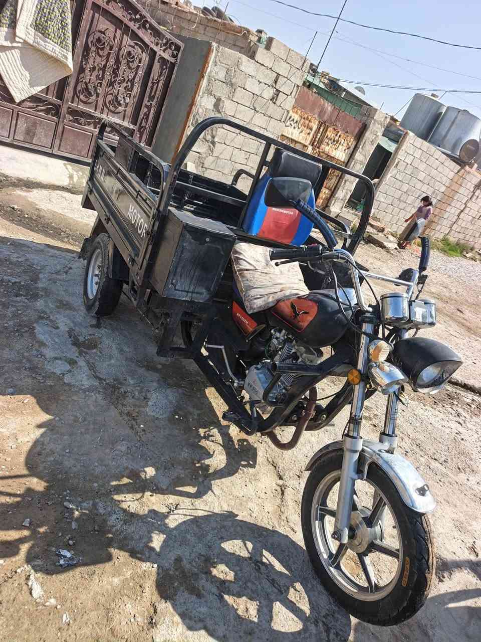 ستوته للبيع موديل 2020 عل بلاد
ركبه شرط محرك شرط كهربائياته كامله انطيها شرط 

سعرها مليون و 200 

يرهم مراوس حسب الاتفاق وتحياتي للجميع

***********
