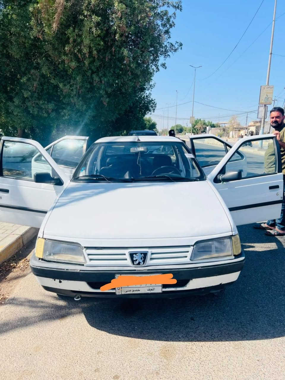 السلام عليكم بيجو 405مكفوله كافاله عام تبريد شغال 
السعر 45وبي مجال الرقم***********
