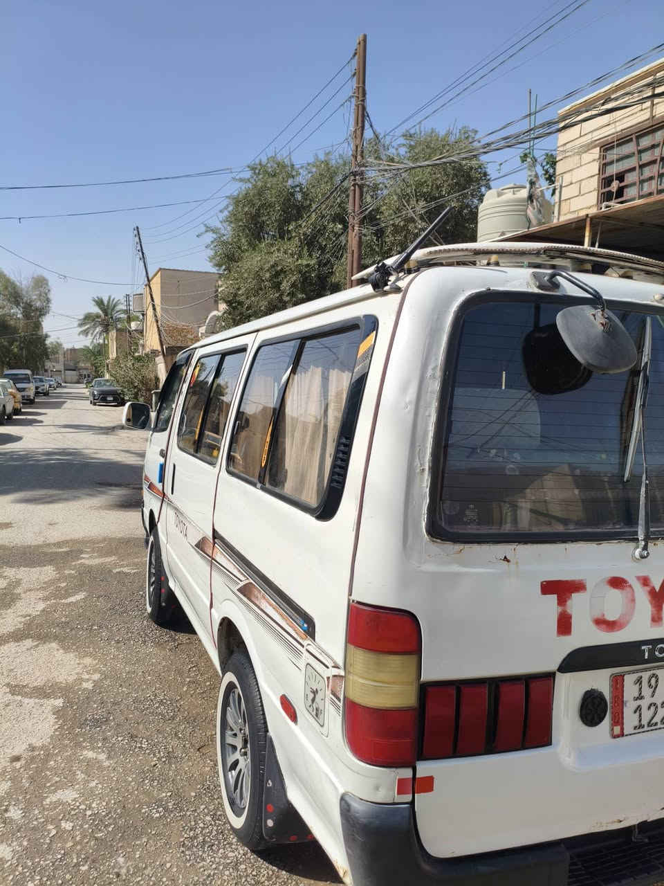 السلام عليكم هايسه البيع 
مديل 94
سنويه تنتهي 2030
مكينه ثنين ونص مابيهن اي شي وين ميعجبك طلع بيه 
هذه رقمي بيه وتساب ***********
مكانه كربلاء سياره نظيفه مامشتغل بيه على خط
