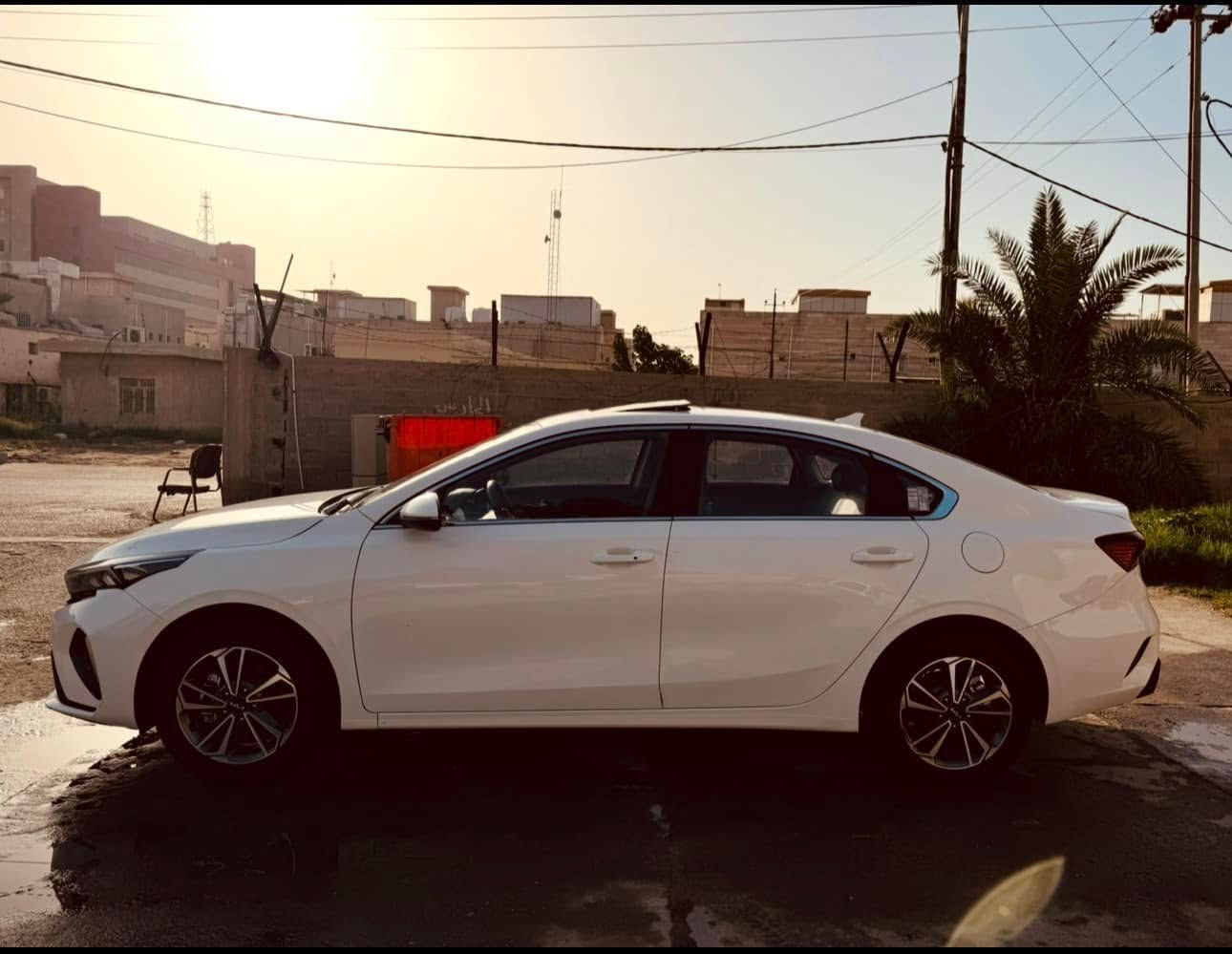 كيا كي ثري K3 موديل 2024

فول مواصفات

محرك 1500 دبل نوزل 

رقم  اربيل تريد وكاله تريد تحويل 

🔴المواصفات 

✅️فتحة

✅️شاشه كامرة 

✅️تحكم ستيرن جهتين 

✅️بصمه ابوباب

✅️شاحن تايب سي شحن سريع 

✅️كير طياره 

✅️شاشه بالكير

✅️لايت لد زينون 3 عدسات متحركة + الخلفي هم لد متصل 

✅المري الجانبية بيها  اشاير 

✅️سايد بريك بصمة

✅️أوتو هولد (auto hold)

✅️درايف مود 4 وضعيات

✅️(sport+eco+smart+comfort)

ماشيه 44 كم قابل للزياده

ملاحظه السياره 

بيه بارد بالباب الي خلف السائق فقط الباقي كفاله
   موبايل
   *********** 
   السعر 135
بصرة القبله
