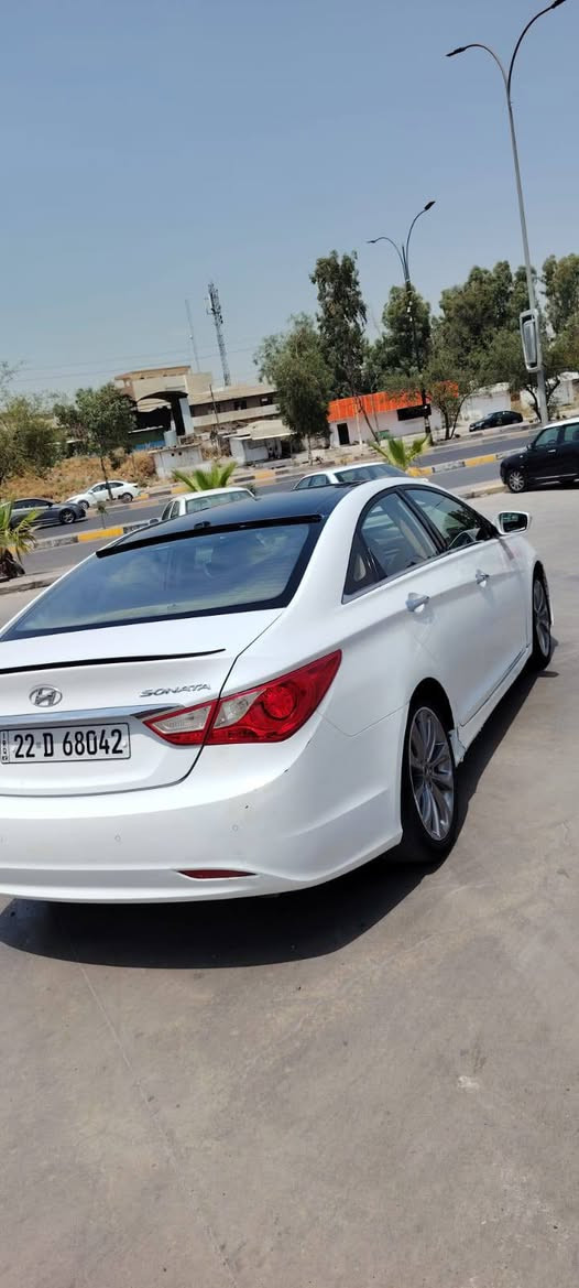 سوناتا موديل 2011فول بانو راما كشن هيتر جلد محرك وكير شرط 2400 صبغ 3قطع بدون دواخل تبريد تدفئه كلوشغال سياره جاهزة مال جناي يوجد ملاحضات بسيطه للاستفسار 
***********
***********
