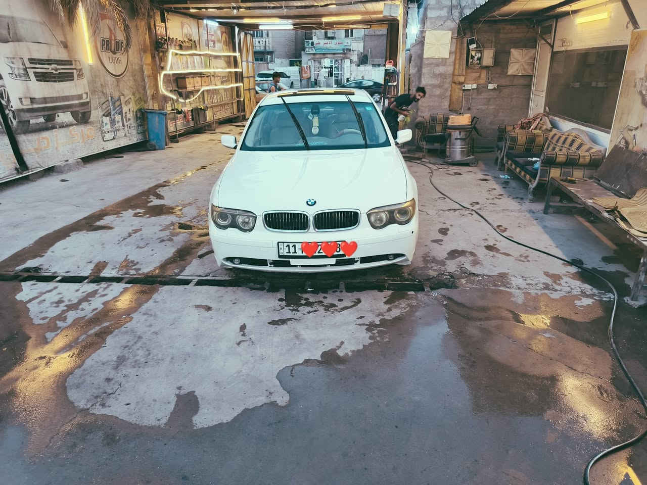 بسم الله الرحمن الرحيم
‏
‏للبيع للبيع 
‏
‏BMW 745LI
‏
‏السيارة موديل 2004 اصل 
‏السيارة وارد ياباني مكفولة كفالة عامة من الصبغ والحادث 
‏
‏مكينة وكير وكاردن جدد صار اسبوع من شديتهن كله حاويه . 
‏
‏السيارة واير مابيها جطل من الدعامية للدعامية كلها بلادية بكل تفاصيلها بلادية.  
‏
‏السيارة كهربائياتها كلها شغالة من الدعامية للدعامية دكمه مابيها واكفه.  
‏
‏طبعا مواصفات السيارة كلش هواي (( اربع بوب شفط و صندوك - خزن ميموري كشنين الامامي - اربع كشنات تحكم كهرباء - ستيرن خزن ميموري وتحرك كهرباء - فتحة سقف - مري قلاب ويه البك وووووو. . . .  الخ)) 
‏
‏السيارة بأسمي رقم وسنوية انكليزي جديد رقم (( بغداد)) هزه جديدة بشهر السابع 
‏
‏السيارة مال جناي وعلى ايدي والله يبارك ويهني صاحب النصيب واسف على الاطالة للتواصل 9647731231913+
‏***********

مكان السيارة بغداد / المشتل
‏
‏متواجد واتس اب - ماسنجر - فايبر - تلي كرام 
‏
‏السعر المطلوب للبيع 12,500$ يعني 125 ورقة
