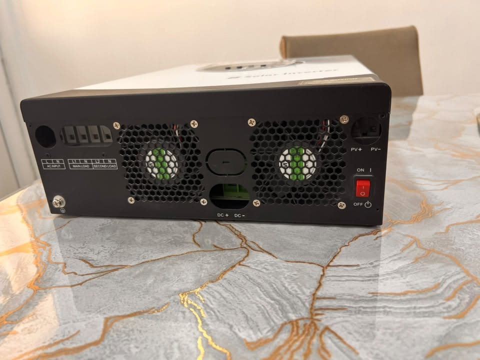 Inverter 6 KW
48 v
يستقبل انواع البطارية نظافة ١٠٠٪؜
سعر ٤٠٠ الف للحجز *********** واتساب
