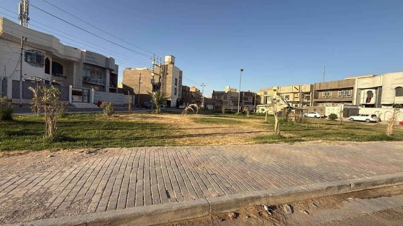 🏡 بيت للبيع – يُباع كقطعة أرض

📍 كربلاء المقدسة – حي التحدي
📌 على شارع 15 المقرنص
🌳 قرب حديقة التحدي – ثاني عقار بجانب الحديقة

📐 المساحة: 200 متر

⭐ موقع مميز للسكن والاستثمار

🔹 ملاحظة: العقار إعادة تسجيل 

📞 للاستفسار أكثر:
حسام العواد
***********
