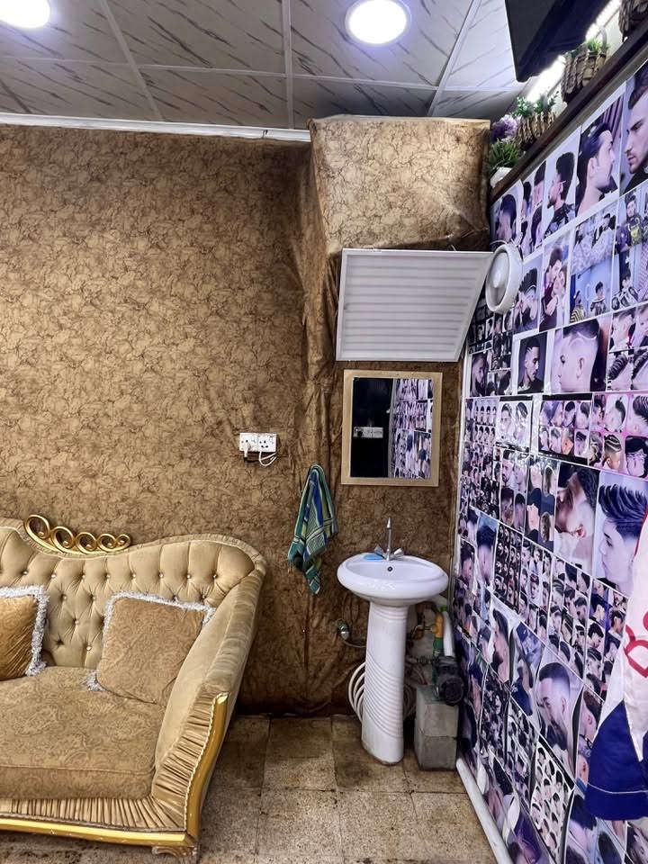 محل حلاقة • حي الجزائر • شغل خير