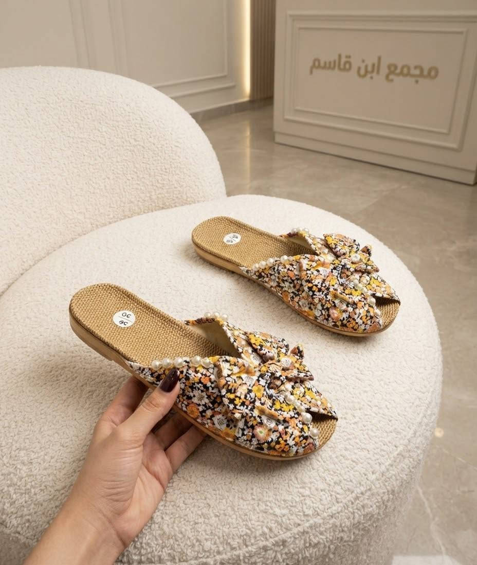 أحذية نسائية • أحذية أطفال • الكوت