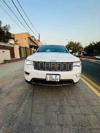 للبيع جيب 2019فول مواصفات1/1عدا السلايت  أمريكي حادث جاملغ وبنيد رقيق ...