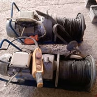 رافعات إيطالية • حالة ممتازة • سكل وعربانة