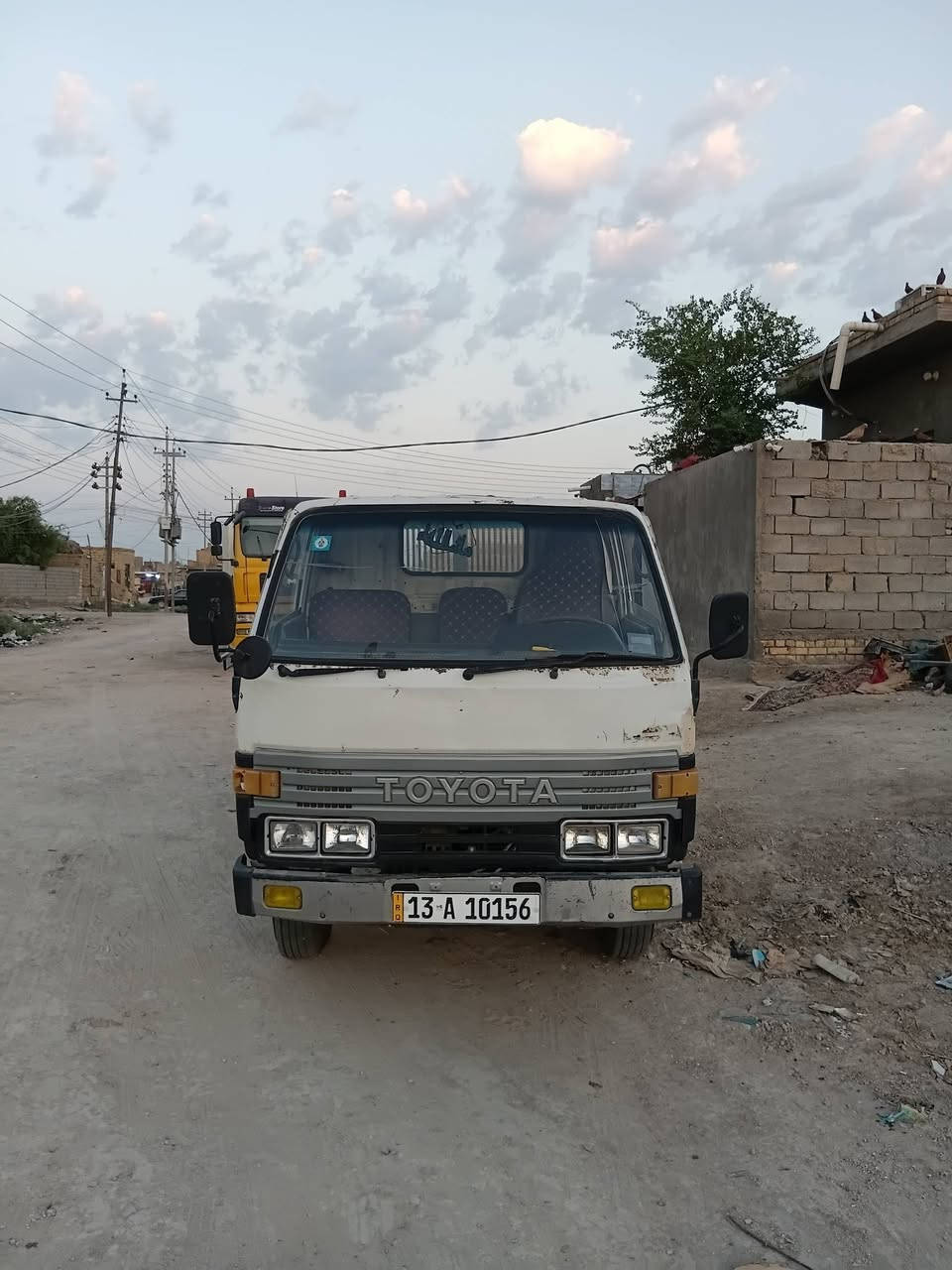 السلام عليكم كنتر تيوته قلاب للبيع شاصي مكفول عضمته حلوه سياره جاهزه رقم نكليزي ميسان مداور ثاني يوم مكاني ناصريه سوق الشيوخ السعر ٥٠ /***********

