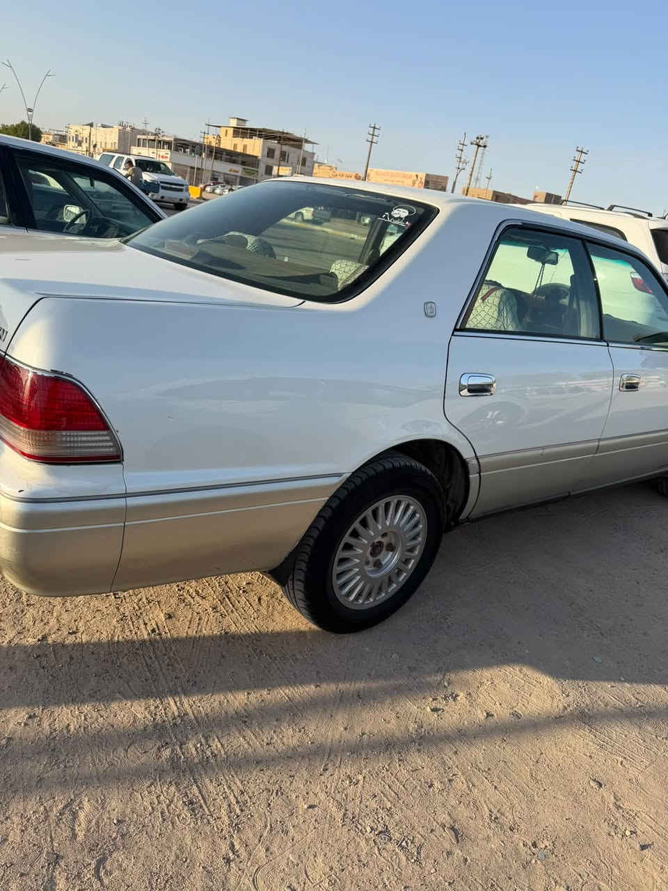 السلام عليكم راس الثور للبيع مديل 95 بيه ضربه بلجاملق الخلفي مكان القرنه بني منصور 
***********

