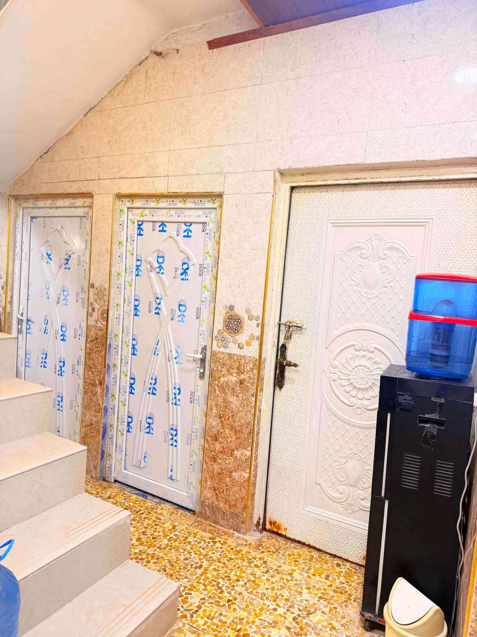 🏠 لدينا دار للبيع في الموصل جانب الايسر في حي سومر قرب مولدة العساف
مساحتة /١٥٠م
طابق واحد
بناء الدار /حديث

💰 السعر على الخاص أو مراجعة مكتبنا

📞 مكتب الكنز للعقارات
***********
***********
