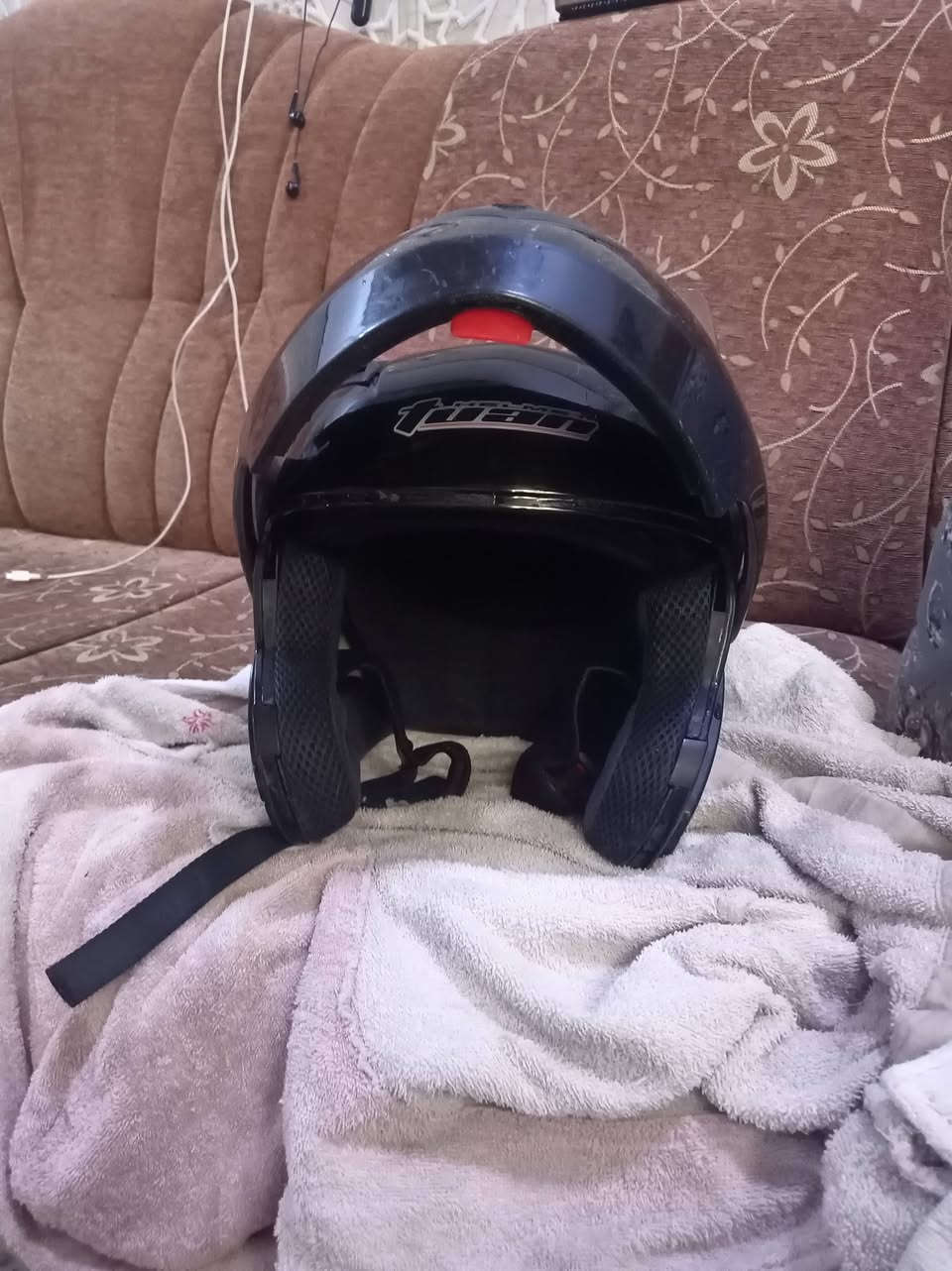 للبيع • اكسسوارات