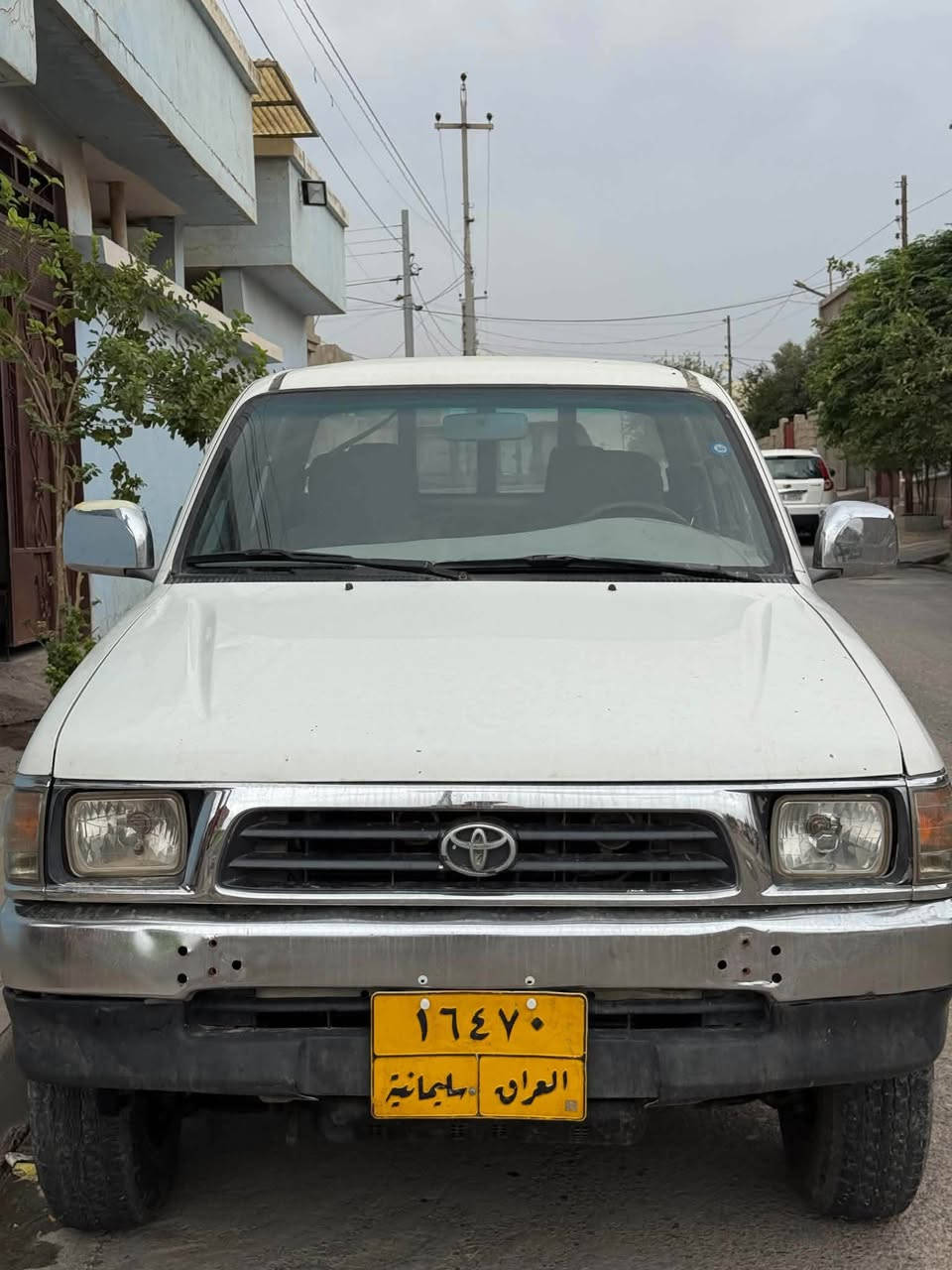 توێتا2001گێرو مەکینو ئەکسی بەشەرت ٤پارچەی بۆیاخە سەنوی بەسەر چوە تەحویلو غەرامەی بەشەرت جامکارەبایە شاشە ئای پاتە کارەبی هەمو گیانی بەشەرت تەبریتی ساردو گەرم بەشەرت سیارەکە زۆر جوانە هی ماڵانە هی ماعرەز نیە وەرگەڕاو دەعمی بەشەرت 
بۆزنیاری زیاتر
 *********** السليمانية, العراق
