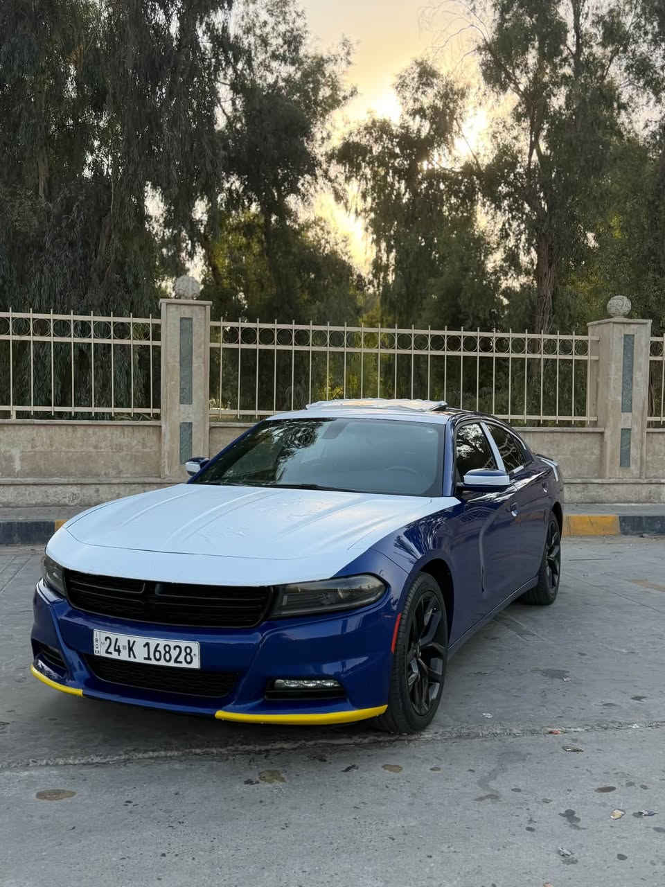 DODGE GHARGER - SXT PLUS - 2022
الموديل:2022

اللون: نيلي💙

الممشى: 92 ألف ميل

السنوية: دهوك - رقم جديد

مكان السيارة: الموصل📍

الحادث: بيها بخصة صغيرة بالباب الخلف السايق 

✨المواصفات:

🔵 سلايت

🔵 كشنات كهرباء أمامية اثنين

🔵 كشنات تدفئة وتبريد + خزن ميموري

🔵 كشن حضن

🔵 جلد بلاد أصلي

🔵 هيتر كشنات خلفية

🔵 ستيرن هيتر

🔵 حساسات خلفية

🔵 تشغيل عن بُعد
Apple Carplay + شاشة 🔵

📞***********-***********
