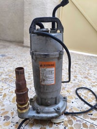 ماطور غطاس للبيع شغال على الفحص 100الف المكان مدينة الصدر 07715420188