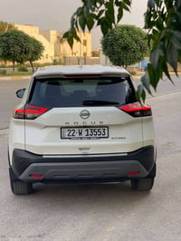نيسان روج  مواصفات sv الموديل /2023 ترقيم اربيل الدولي  اللون /ابيض با...