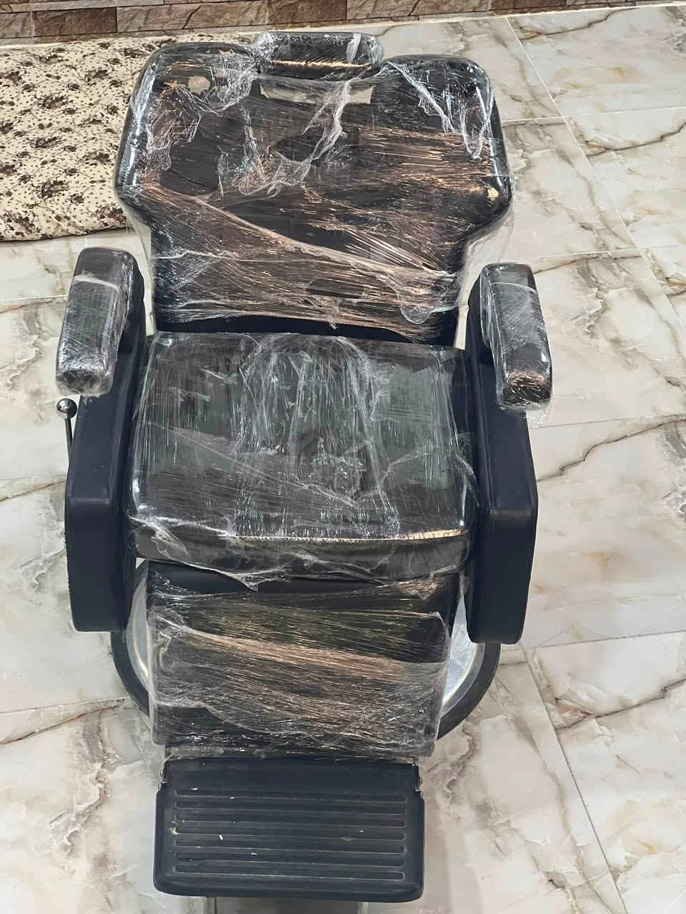 كرسي • سعر مناسب • واتساب