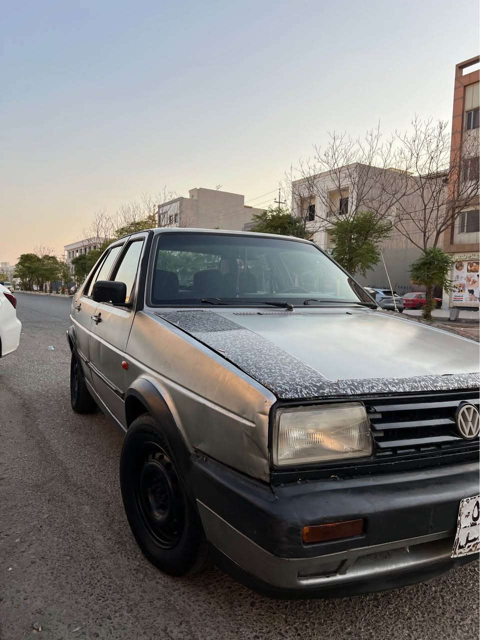جیتە مۆدێل ١٩٩٠ گێرو مەکینە بەشەرت مەکینە مەرغوبە بەناو کردن و تەحویل بەشەرت غەرامەی ١ وەرەقەو نیو لەسەرە پاش مەحامەلە بۆت دەگەرێنمەوە نرخی ٢٦ وەرەقەو مەجال *********** أربيل, العراق
