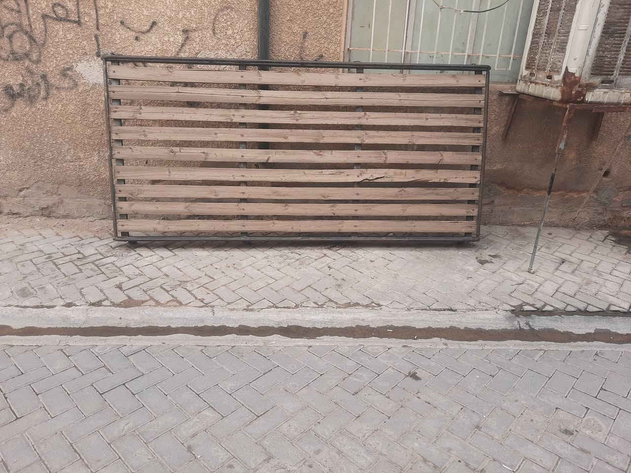 للبيع فتون او جنبي ناصي سعر ٧٥ ***********
