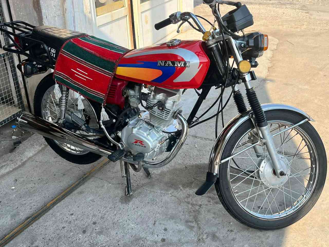 سلام عليكم نامه للبيع موديل 25السعر 650 وبيه مجال رقم ***********
