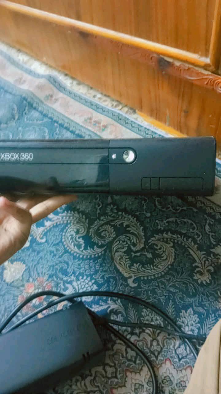 *********** الاكس بوكس للبي سعر 70 بي 92 لعبهع وحط البسيط عطل كرت شاشه50