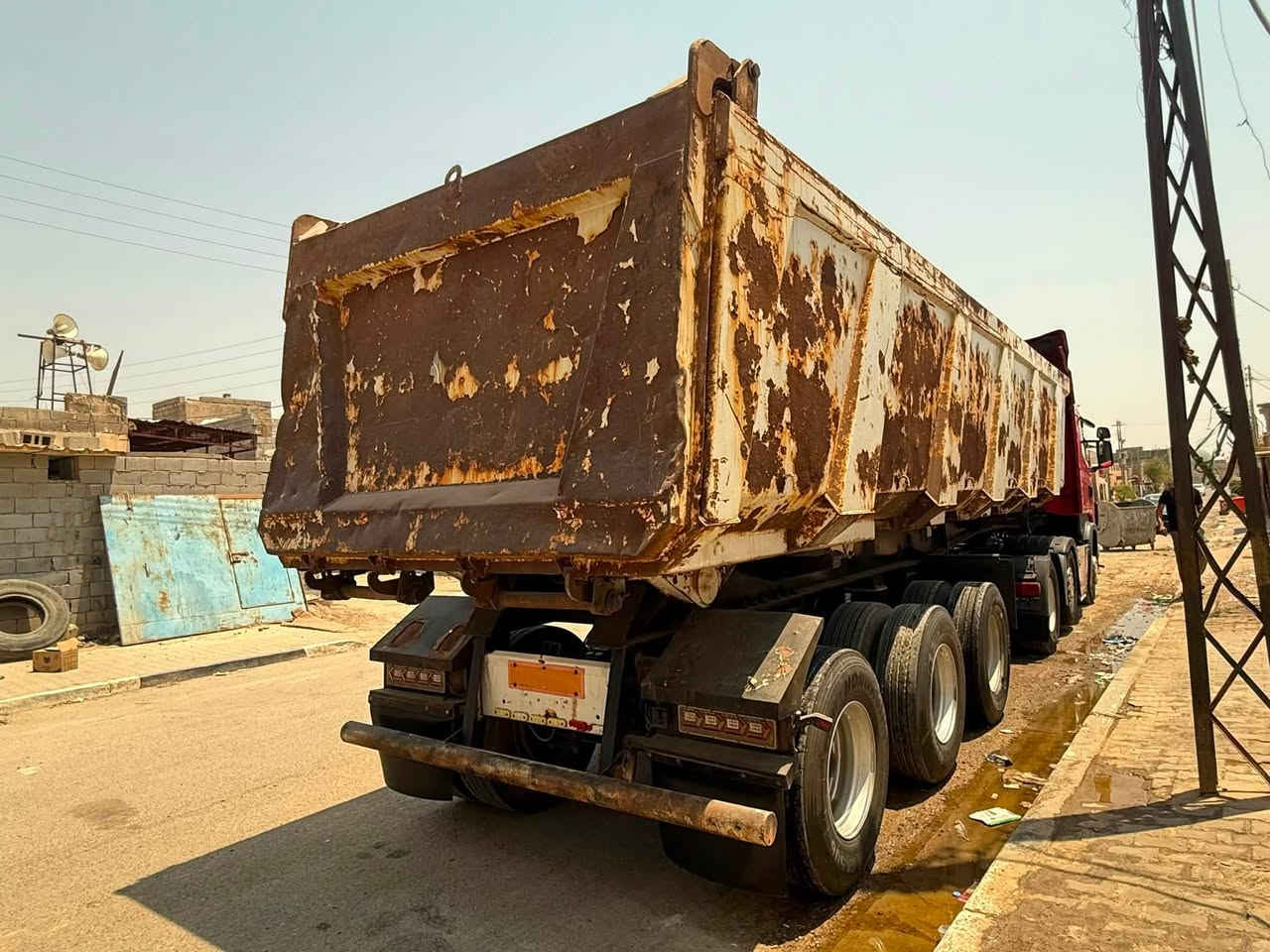 اللبيع عربانه مديل 15 مكفوله تخم تاير حداديه جديده جاهزه للعمل اي ستفسار لانتصال عل رقم ***********
