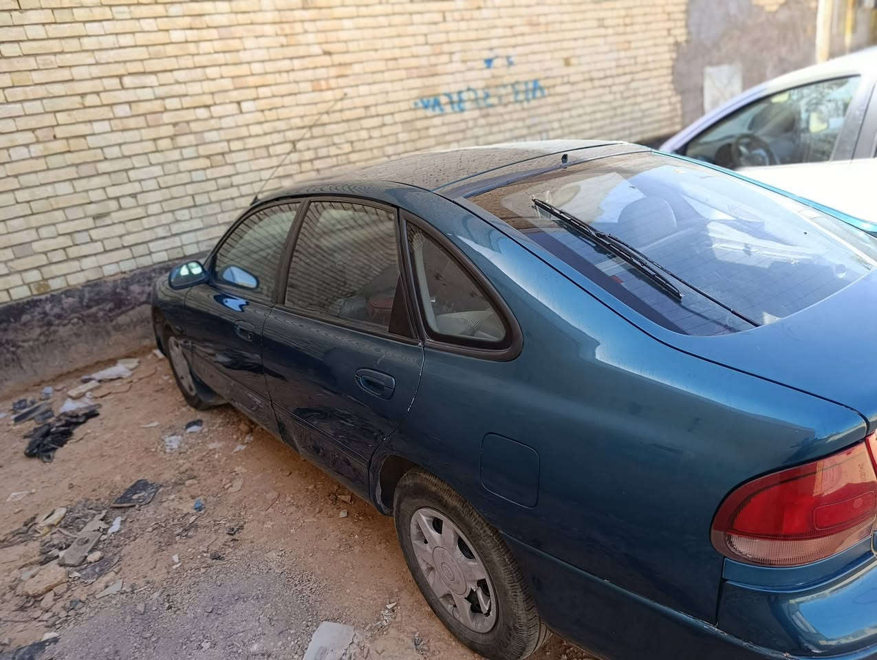 سلام عليكم 
للبيع مازده 626 فاصوليه رقم بغداد سياره مصبوغه صبغ عام 
سياره كير محرك كفاله 
بيههه ملاحظات 
تبريد ما يشتغل 
حداديه نص عمر 
مكاني نجف 
***********
