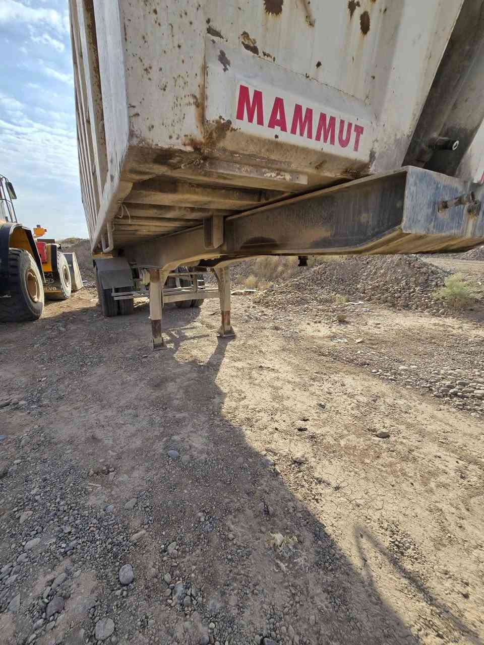عربانه ماموت. للبيع *********** ذرعته ٣٢

