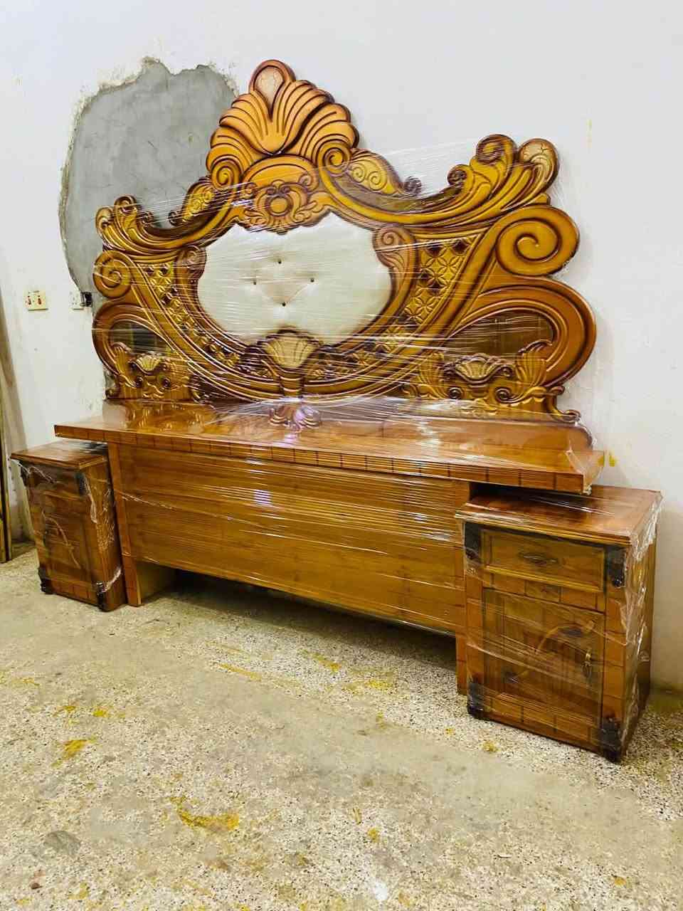 غرفه نوم • درجة أولى • للبيع