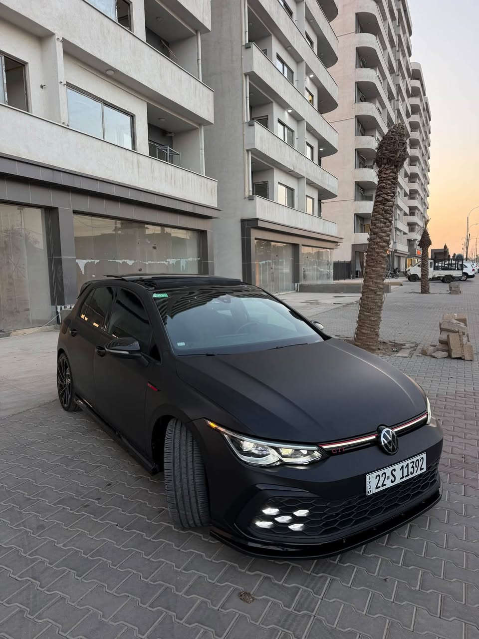غولف GTI • ٢٠٢٤ • مغلف اسود