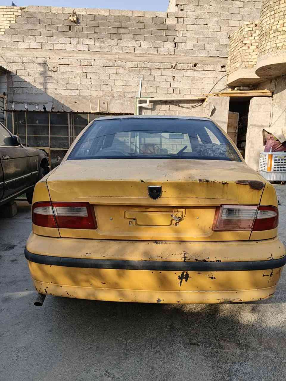 سلام عليكم سمند موديل 2010 رقم بغداد انكليزي السياره باسمي سنويه لل 31 
سياره  كير مكينه مكفولات السياره معمره هلالات ودوس 

لبجم امامي مبدل بدون حادث السياره مابيها كل حادث 

لاننقيص ولا تبخير كهربائيات السياره كليتها شغاله 

دواخل السياره نضيفه صار عندي ضرف ماكدرت أكملها السياره 

عارضها 25 وبيها مجال العنوان بغداد حيطارق 
***********
