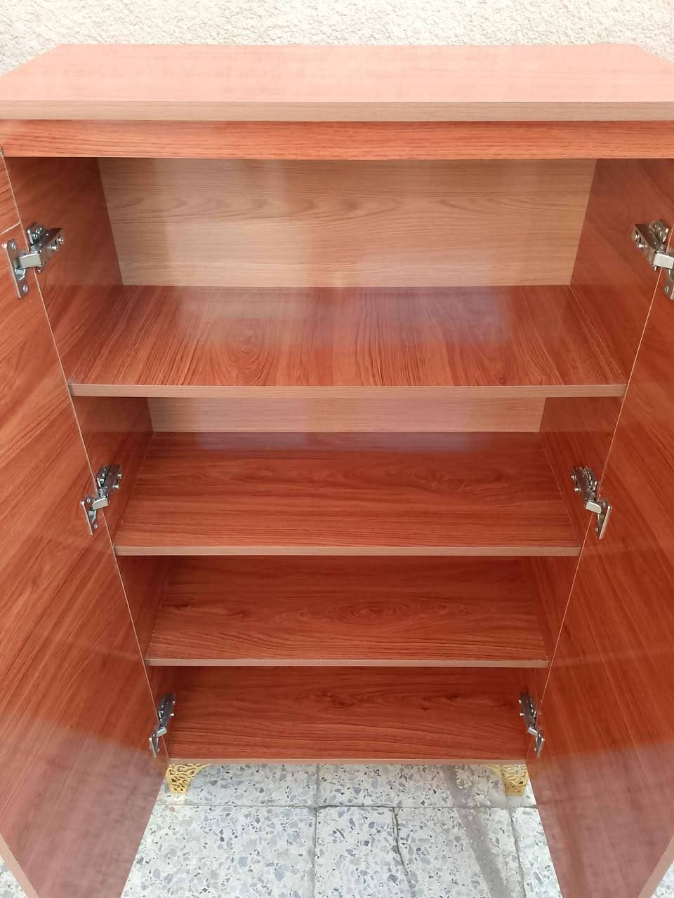 لوكر كتب طلاب قياس 130*32*75 خشب ثقيل 18ملم تزكام سعر 100 توصيل موجود جميع مناطق البصره حجز وتساب *********** البصرة, العراق
