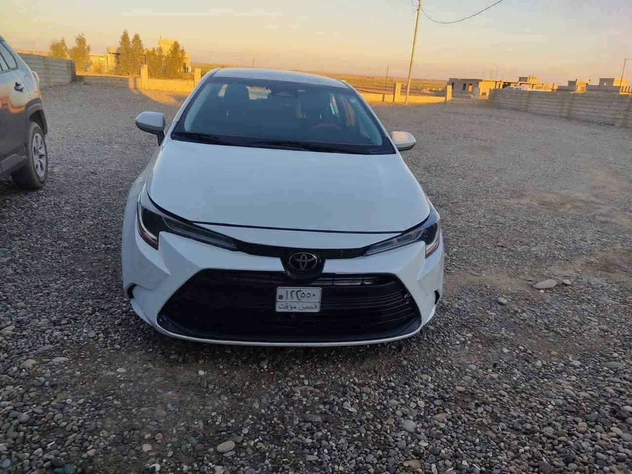 السلام عليكم
للبيع 
كورلا موديل 2023 مواصفات LE منفيس حره تترقم في جميع المحافظات ما عدا الاقليم 
ماشيه 37 الف 
بيها اربع قطع رش ومعجون شي بسيط اثر شخوط 
بچم كبس وجنطه كبس قطعها بلادي كلها 
رقم الشاصي مرفق بالمنشور 
السعر120وبيها مجال بسيط 
 
عنوان السياره ناحيه الزاب قريه اصبيح تحتاني 
للاستفسار الاتصال على الارقام التاليه 
‏‪
***********
