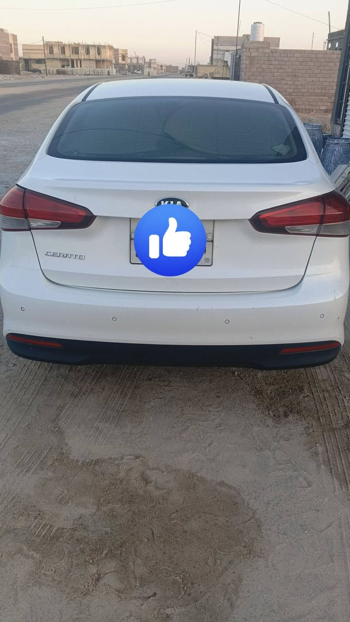 السلام عليكم
سيراتو ٢٠١٨ فول مواصفات كفاله من ضربه وصبغ

فقط بارد قليل كلش بجاملغ ايسر مكينه ٢٠٠٠ 

تبريد كير مكينه تخم تأثير جديد سياره كلها بلاد ما مفتوف برغي بيها سياره جاهزه السعر ١٣٠ وبيها مجال   مكانه البصره 

استفسار *********** اتصال فقط

