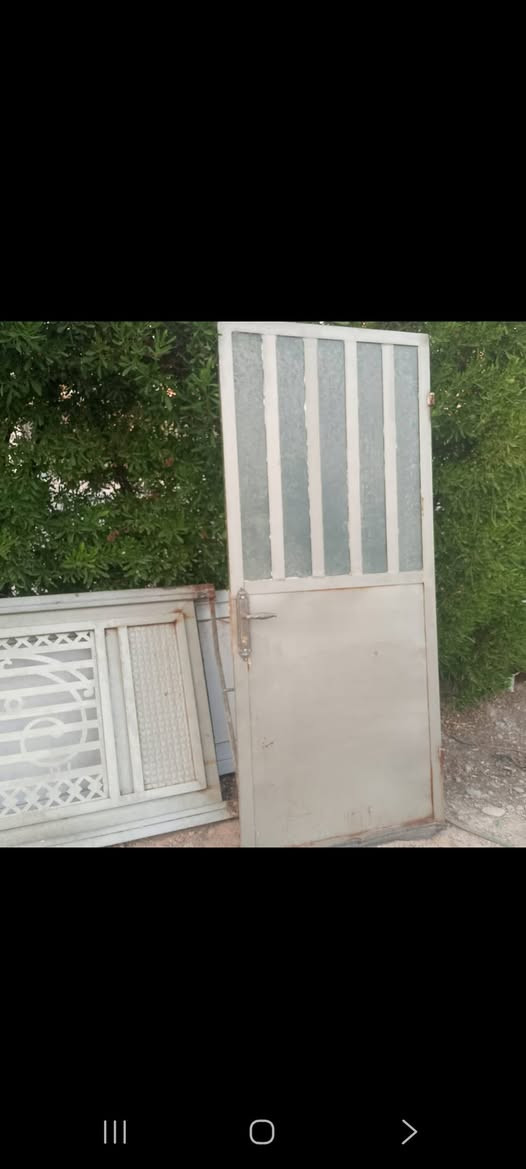 بيبان نضيفه للبيع للاستفسار***********
