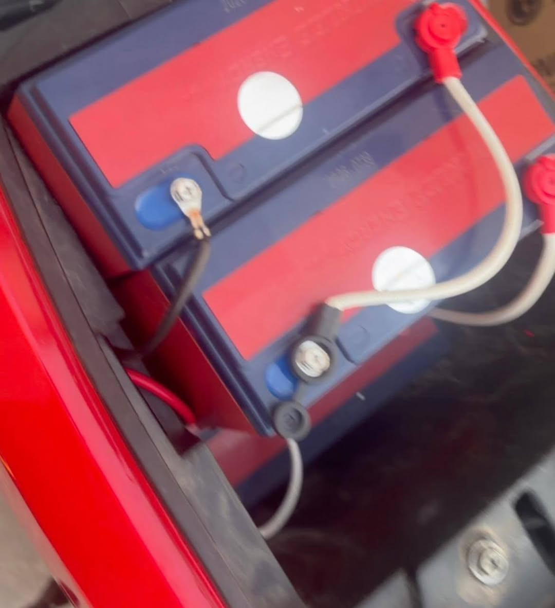 R11 2026 
دراجة استخدام نظيف كلشي شغال بيها 
 بطاريات جدد قبل أسبوعين تبدلن
 تزويد
 عقل رياضي 
يدات بريك تقسيم 
واقية طين كاربون 
السعر 500 وبيها مجال قليل 
للتواصل ***********
