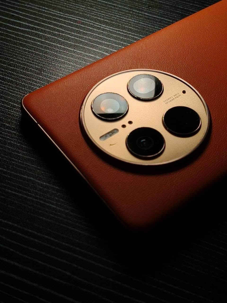 Huawei Mate 50 Pro
ذاكره 512رام 8
بطارية 100 🔋 
بدون ملحقات
طبع خفيف بالشاشه ابد مينشاف  بس اذكره للامانه خفيف جدا
بدون ملحقات 
نظافه لجهاز 95

عنواني بغداد مدينة الصدر 
توصيل متوفر فقط باعتماد 
***********
