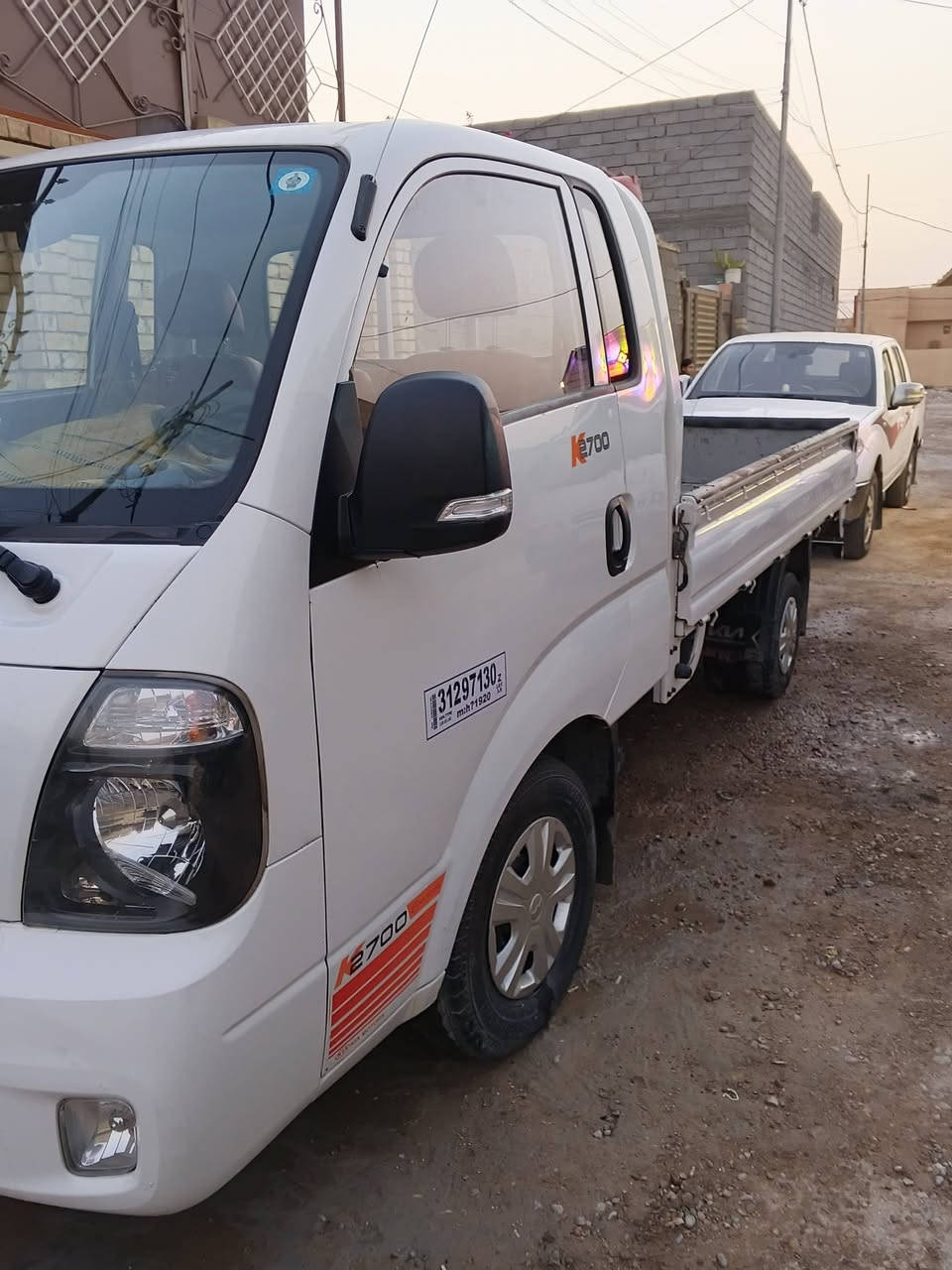 كيه حمل 2700 موديل 2019 رقم واسط انكليزي مكفوله بس مكينه مجفته جديد السعر 115 سياره بسمي العنوان مدينه الصدر 
رقم الهاتف ***********
