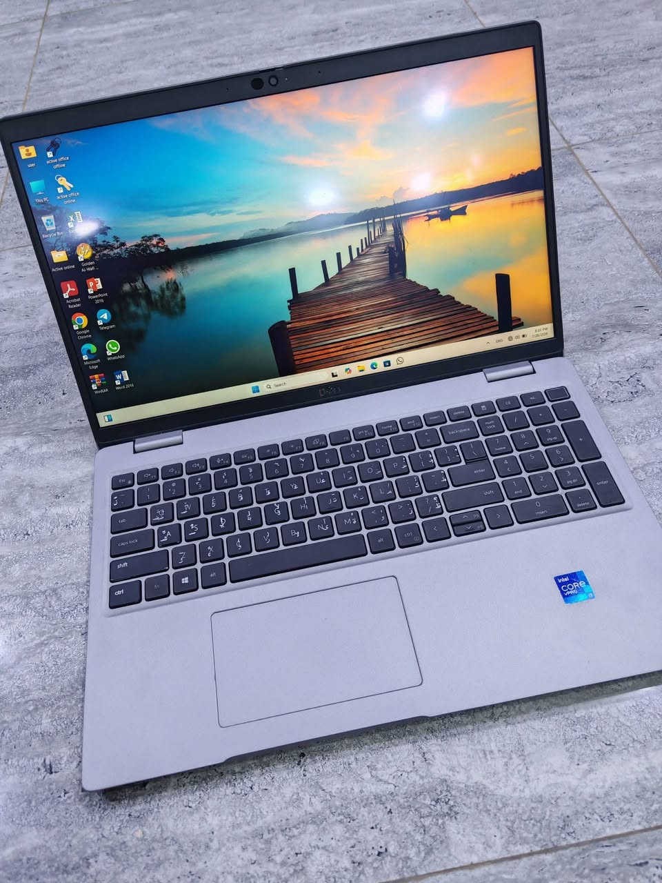 من رخصه الادمن  لابتوب DELL معالج i7 جيل  (11TH) ورام 16 للبيع .
اللابتوب مفول مواصفات
الجيل مالته حديث ( الجيل الحادي عشر ) 
شحنة تايب سي
معالج i7 فدشي يتحمل شغل والعاب 
تصميم سلم ووزنه خفيف
 كيبورد ضوئي
اللابتوب جدا نضيف وادائة قوي وممتاز يفيد الي عنده دراسة او العاب متوسطة او غيرها من الاستعمالات .

المواصفات :
المعالج intel cori7
الجيل : الحادي عشر (11TH)
كرت الشاشة : INTEL UHD GRAPHICS 8GB 
الشاشة : فول اچ دي (FHD) حجم 14.3 دقتها والالوان جدا واضحه وتشغل 4K بالمشاهدة .
الرام : 16GB نوع DDR4 فدشي راقي .
الذاكرة : 256GB ssd M.2 
كيبورد عربي انكليزي ليزري .
كيبورد ميكانيكي .
سماعات ستيريو .
كامرة امامية واضحه
بطارية اللابتوب ليثيوم تطول فوگ ال 4 
ساعات ب الاستعمال المكثف .
غالق كاميرا سلايد .

المنافذ :
 منفذ تايب سي للشحن
منفذ تايب سي لنقل البيانات
منافذ USB 
منفذ Hdmi
منفذ سماعات
منفذ LAN
وغيرهن بعد.

المميزات:
معالج i7 مو i5 يتحمل شغل كلش قوي
رامات 16 مو 8  
اللابتوب نضافته كلش حلوه ماصارلي فتره من ماخذه .
منصب عليه وندوز 11 برو مفعل مدى الحياة.
منصب عليه اوفس مفعل مدى الحياة .
كيبورد عربي انكليزي ليزري.
كامرة امامية جدا واضحه.

الملحقات:
ملحقاته كلها موجودة واصليه
كيبل ثلاثي اصلي.
شاحنة اللابتوب الاصليه  .
جنطة لابتوب مرتبه هم بعدهي جديده غير مستخدمه .

منصب عليه وندوز 11 برو مفعل مدى الحياة وحزمه الاوفس كامله كذلك مفعلة مدى الحياة .

اللابتوب كلش نضيف ومواصفاته قويه ومحترمه وتصميمه كلش مرتب . ومابي أي نقص كيبورد سماعات انترنت شاشة كامرة كله شغال وممتاز وماب اي نقص من اي ناحية .
وكلشي بي بعده جديد ونضيف مثل ماموضح.

السعر : 475 الف وبي مجال جدا قليل .

مكاني ناصرية والي يريده توصيل هم موجود ان شاء الله .
*********** بي واتساب
