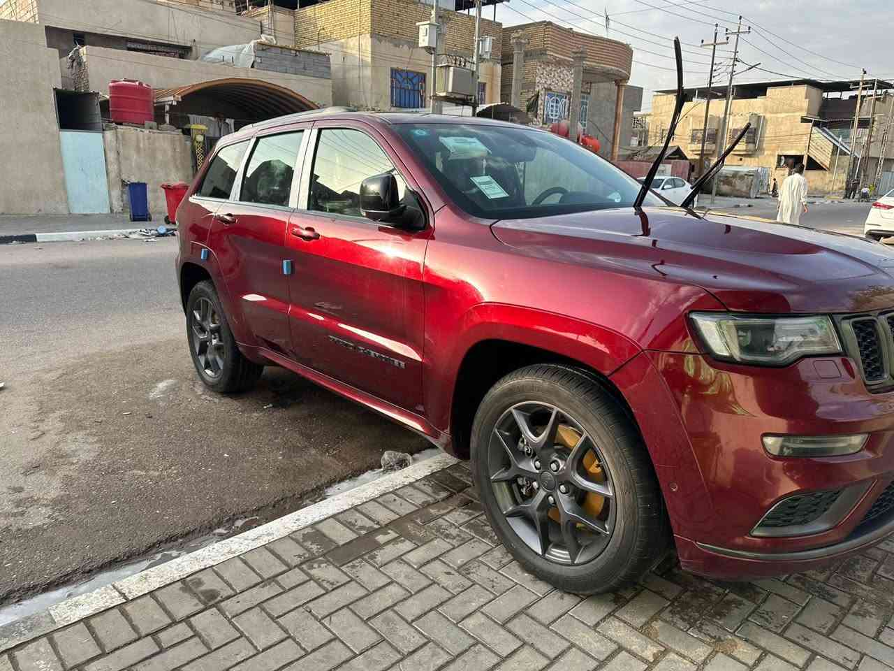 آلُـۜسلام عليكم لبيع جيب شيروكي موديل 2019 وارد خليجي رقم بغداد مواصفات S مكفول كفالة عامه من الضربه والتبديل ولصبغ مكينه 6 سلندر 3600 كير كفالة حداده طوبه تخم تاير جديد تبريد ثلج فول مواصفات 1/1 بسمي السعر 248 وبي مجال مكان البصره القبله رقم الهاتف *********** اخوان مكلف بنشر خابر صاحب السياره
