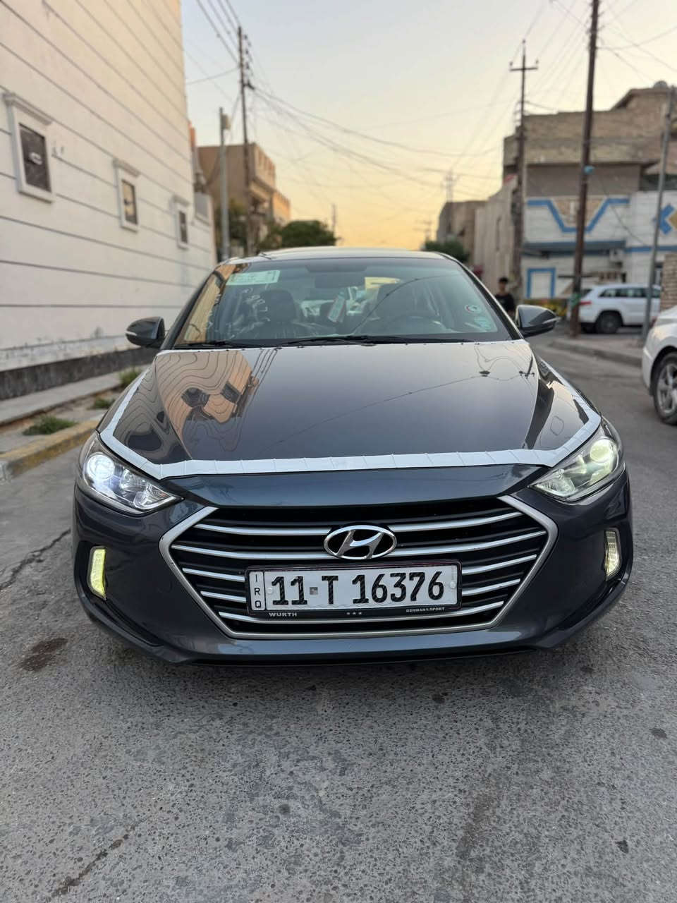 النترا موديل 2018 فول 1 على 1 البيع وارد أمريكي حادث رصعه شبر بل بنيد وراجعه عل بارد بدون صبغ بدون تبديل بدون دواخل وبيهه شبر بارد بل جاملا الخلفي  السياره مكفوله كفاله عامه من كلشي بعدهه بوضع الشركه غراضهه كلهه مانازله ماشيه 44 ألف حقيقي عل فحص سياره مكفوله كفاله عامه من كلشي برغي مامفتوح بيهه مواصفات فول المتدد مكينه 2000 دوش المرغوبمامفتوحه كير اي تي المرغوب مامفتوح شاشه كبيره كأمره دواره سلايت روف فتحه سقف داخل جلد ملكي ابيض مطعم بقرميدي ومطعم بصاج منضومه زنون عالي وناصي بلادي مال شركه لد امامي ولد خلفي ويل كب كروم حجم 17 بصمه عدد 4 تشغيل وبيبان وصندوك ذكي 
لد ترحيب دخول ذكي تريد بيانو شاشه مال اعطال بل دشبول اشاير بل مري سايدر جنح عل صندوك بلادي 
نضام  سياقه ذاتيه نضام مانع نزلاق نضام توقف ذاتي 
نضام سبورت نضام ايكو تتفئه بل كشنات حار بار 
تتفئه بل ستيرن رادار جانبي بل مري وبعد بيهه هواي مواصفات السياره مكفوله كفاله عامه قطره صبغ مابيهه رقم دولي سنويه بسمي السعر 130 وبيهه مجال قليل العنوان بغداد الشراي يتصل لان مامتواجد عل فيس ***********
