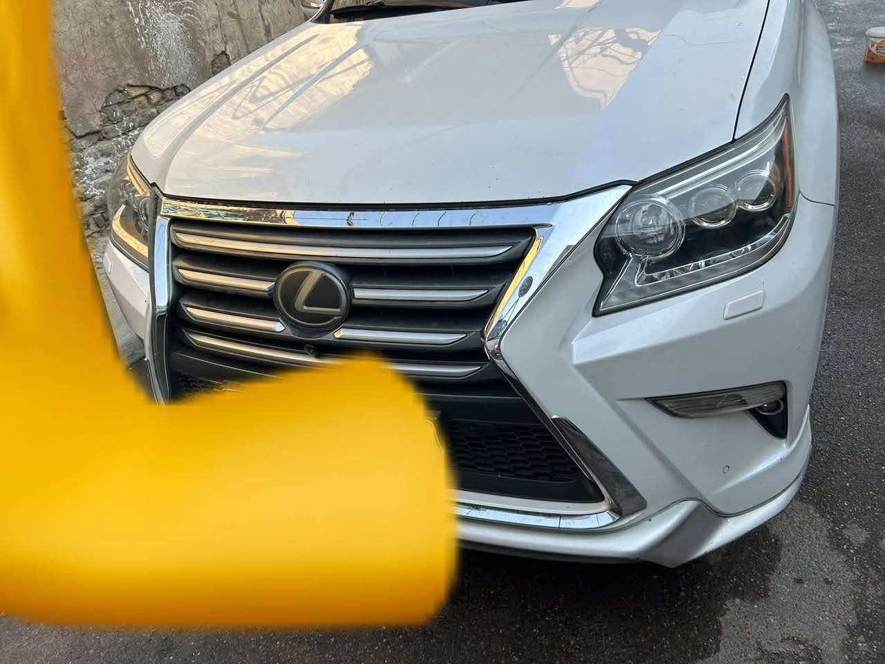 خليجي 8 سلندر
كير ومكينه بحاله ممتازه وغير مفتوحه 
جلد
 فتحه سقف 
كاميرا
 كشنات كهرباء 
جكات 
مكفوله من الكص 
مري شفط 
تبريد 3 قطع 
ثلاجه 
نظام بلوتوث 
نظام ايكو 
تحكم ستيرن جهتين 
بصمات 2 
بدون ايرباك 
مداخل للشحن 
لاتوجد اي التزامات او ديون على السياره 
باسمي السياره 
سياره جديده و نظيف جدااااا 
التفاصيل تواصل عل خاص / رقمي ***********
موقع السياره بغداد
