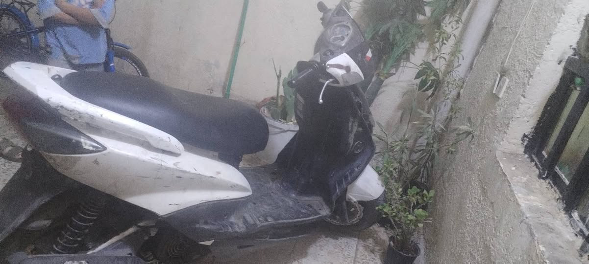بلاش مستعجل
٣٥٠ وبيه مجال
بغداد مدينة الصدر
***********

