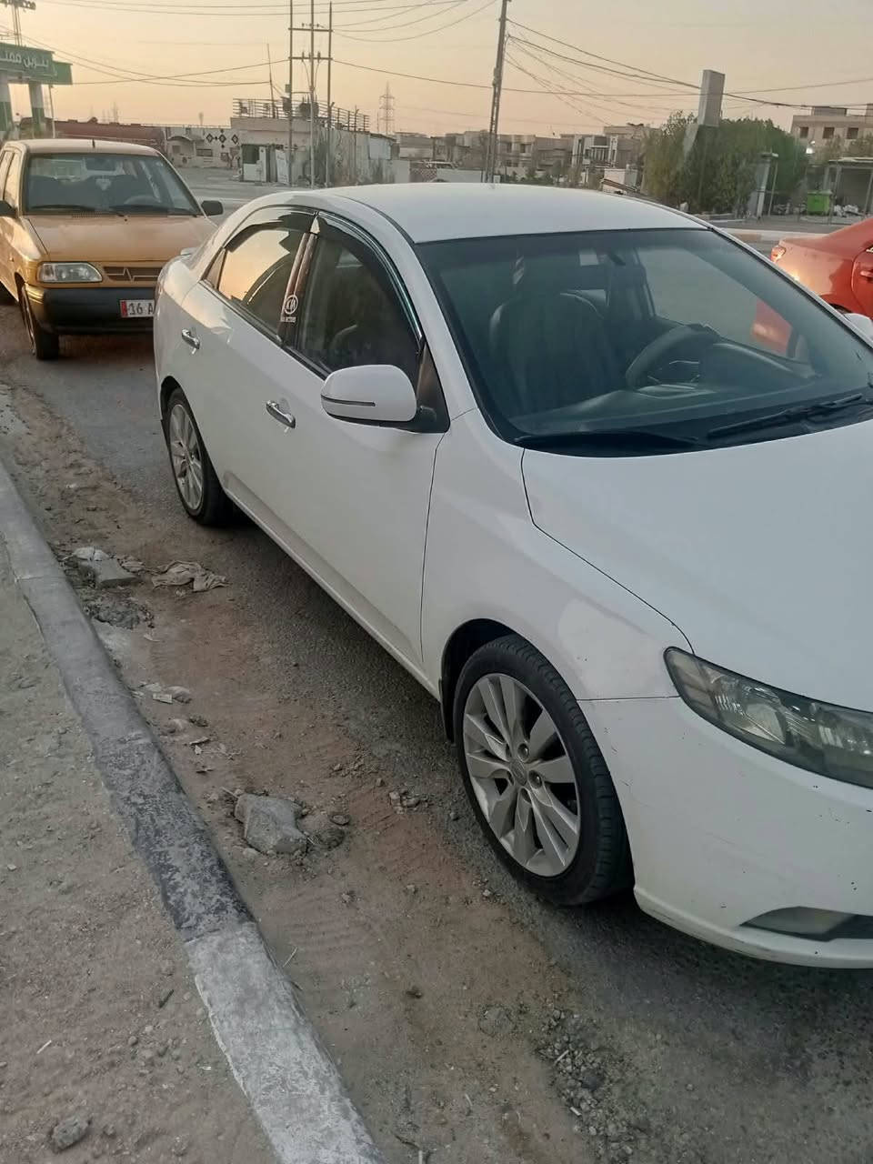 مكلف بنشر سيراتو مديل 12خليجي بيه جاملغ خلفي فقط 
مكينه كير جديد سعر 97وبيه مجال مكان كربلاء الحر

***********
