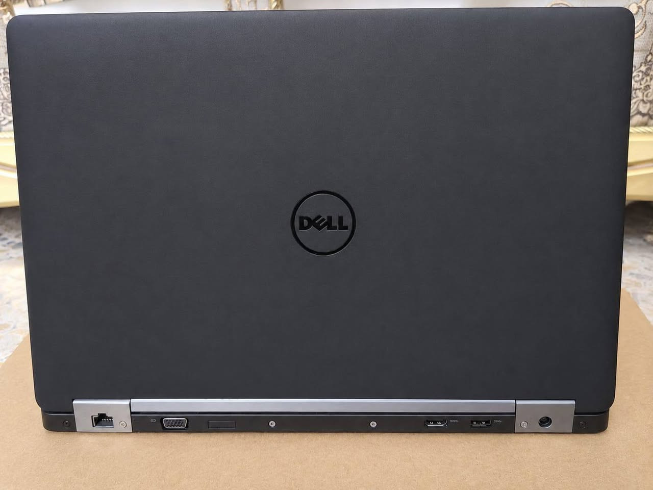 🔥 Dell Latitude 5570 🔥
💻 جهاز عملي ومناسب للدراسة، العمل والبرامج الهندسية
⚙️ المواصفات:
• المعالج: Intel Core i5 الجيل السادس HQ
• الرام: 8GB RAM
• التخزين: 256GB SSD ⚡
• الشاشة: 15.6" HD
• 🎮 كرت شاشة منفصل: AMD Radeon 2GB
• 🎨 كرت شاشة مدمج: Intel UHD Graphics 4GB
• المنافذ: HDMI / USB 3.0 / USB 2.0 / VGA
• Bluetooth + Wi-Fi
💰 السعر: 275,000 دينار عراقي فقط
✅ ضمان اسبوع
🚚 توصيل مجاني لجميع المحافظات
📍 المكان: النجف الأشرف
📞 ***********
