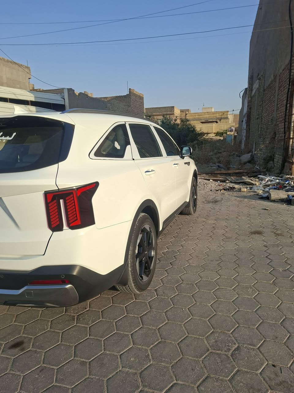مديل ٢٤ ماشيه ٧٠ الف بيه بارد بلجنطه حك شبر نص فول سياره السعر ٢٧٥ ***********
