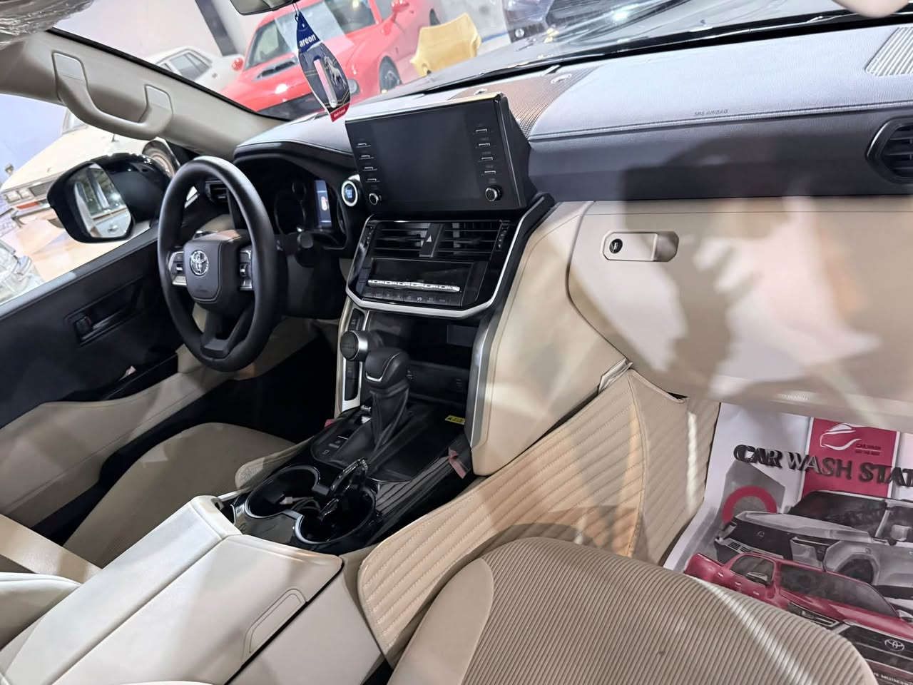 لاندكروز GX • ٢٠٢٤ • بدون صبغ