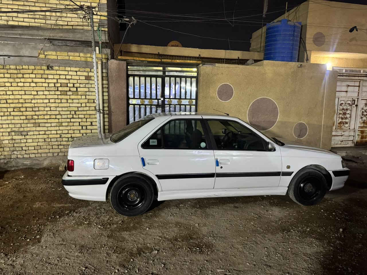 بيجو بارص مديل 2021السياره بيه ملاحضات ينرادله برد بس المكانات الموضحه بل صوره كير مكينه مكفول العنوان مدينه الصدر /***********السعر 60 وبيه مجال
